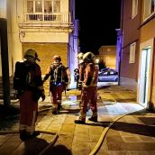 Una mujer de 43 años afectada por inhalación de humo en León