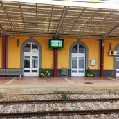 Adif moderniza la estación de Astorga se con nuevas pantallas de información