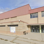 El Ayuntamiento de León invierte 100.000 euros en renovar la pista del Pabellón de San Esteban El Ayuntamiento de León invierte 100.000 euros en renovar la pista del Pabellón de San Esteban