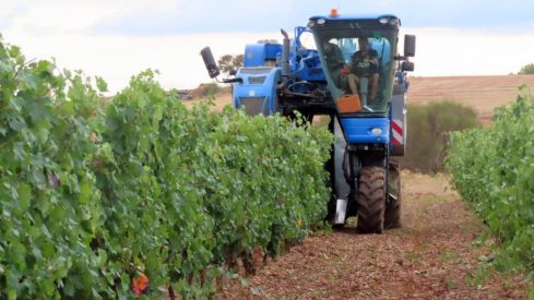 Ugal-Upa denuncia la “lentitud administrativa” en León para tramitar gestiones en el Registro Oficial de Maquinaria Agrícola