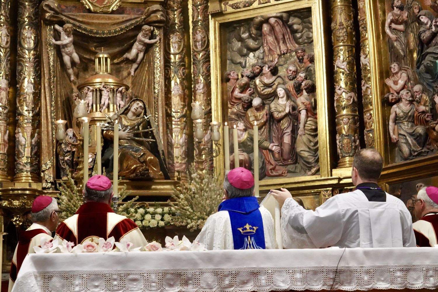 Acto de coronación canónica de la imagen de Nuestra Señora de los Dolores de Astorga | Campillo / ICAL
