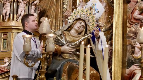Acto de coronación canónica de la imagen de Nuestra Señora de los Dolores de Astorga | Campillo / ICAL