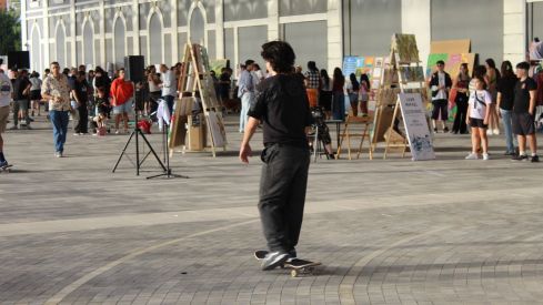 El Festival Leon Jam llenó de arte urbano la antigua estación de León | José Martín