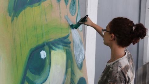 El Festival Leon Jam llenó de arte urbano la antigua estación de León | José Martín