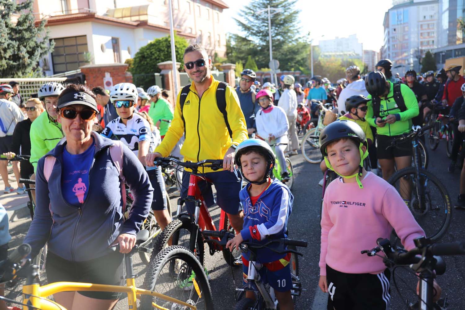 Día de la Bici en León (Isaac Llamazares) (2) Día de la Bici en León (Isaac Llamazares) (2)