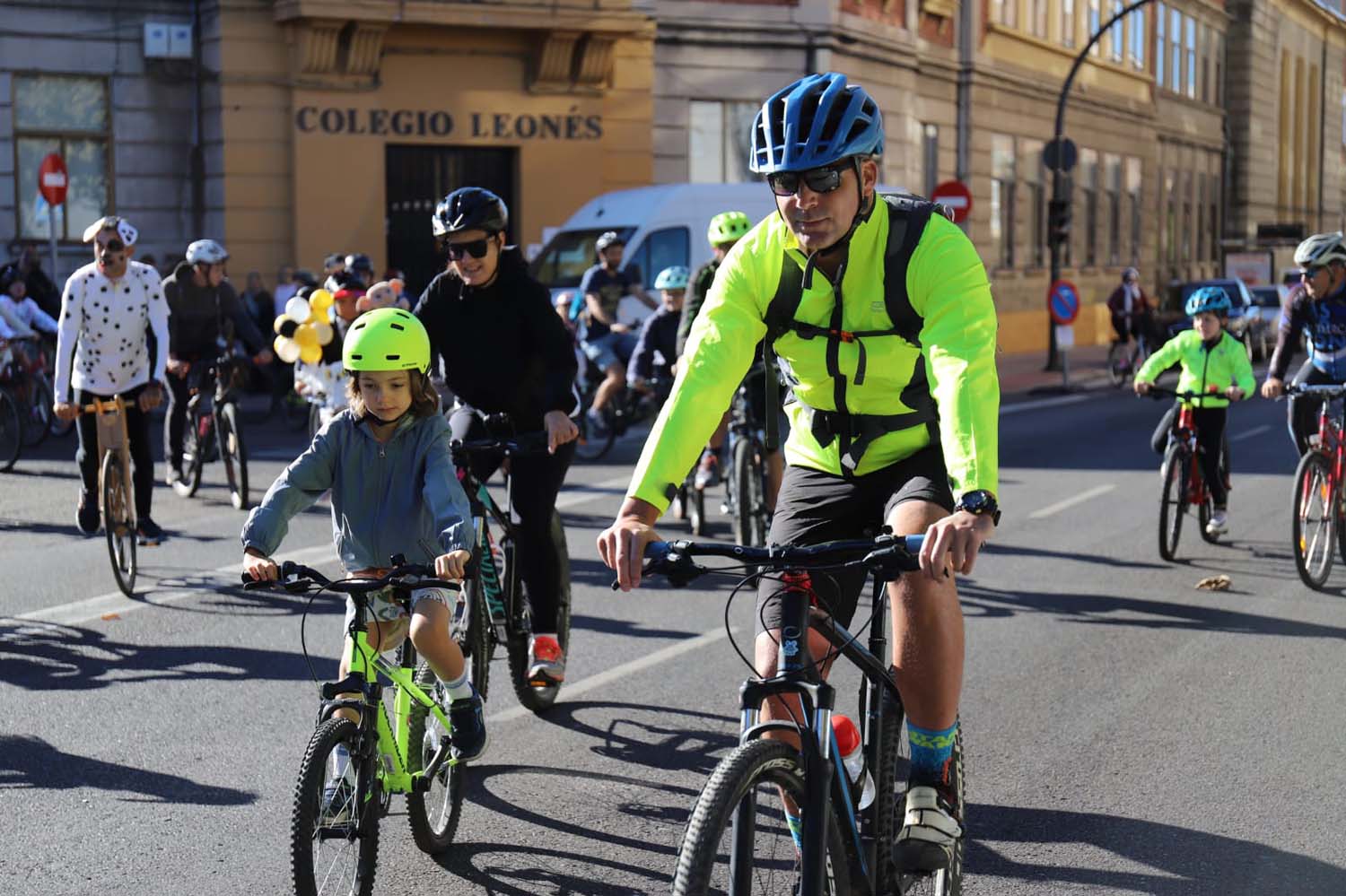 Día de la Bici en León (Isaac Llamazares) (4) Día de la Bici en León (Isaac Llamazares) (4)