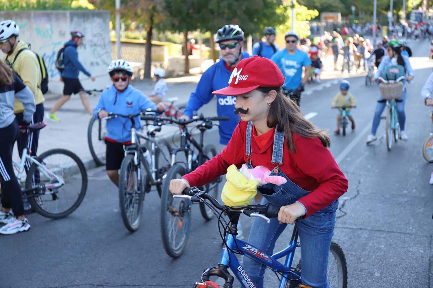 Día de la Bici en León (Isaac Llamazares) (10) Día de la Bici en León (Isaac Llamazares) (10)