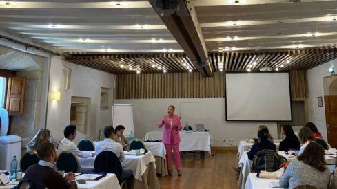 El colectivo de Enfermería se reúne en León para mejorar las tasas de vacunación y consolidar la prevención