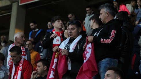 Partido por los incendios (11)