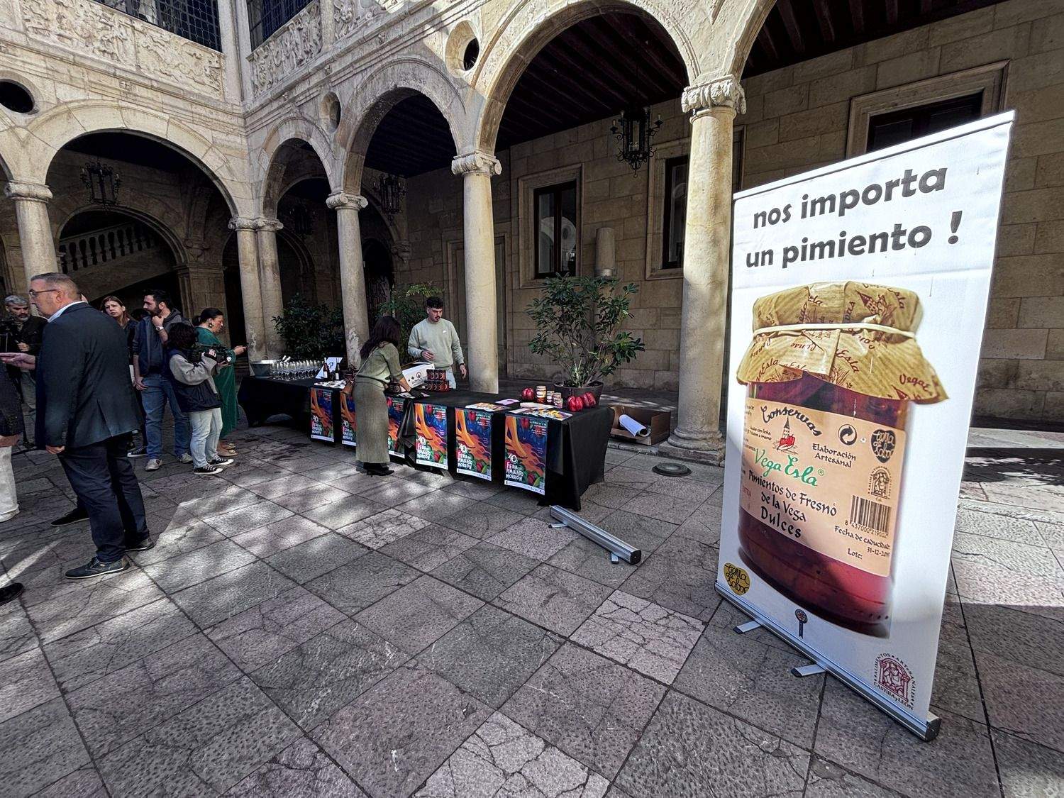 Presentación de la 40ª edición de la Feria del Pimiento Morrón de Fresno de la Vega (León)