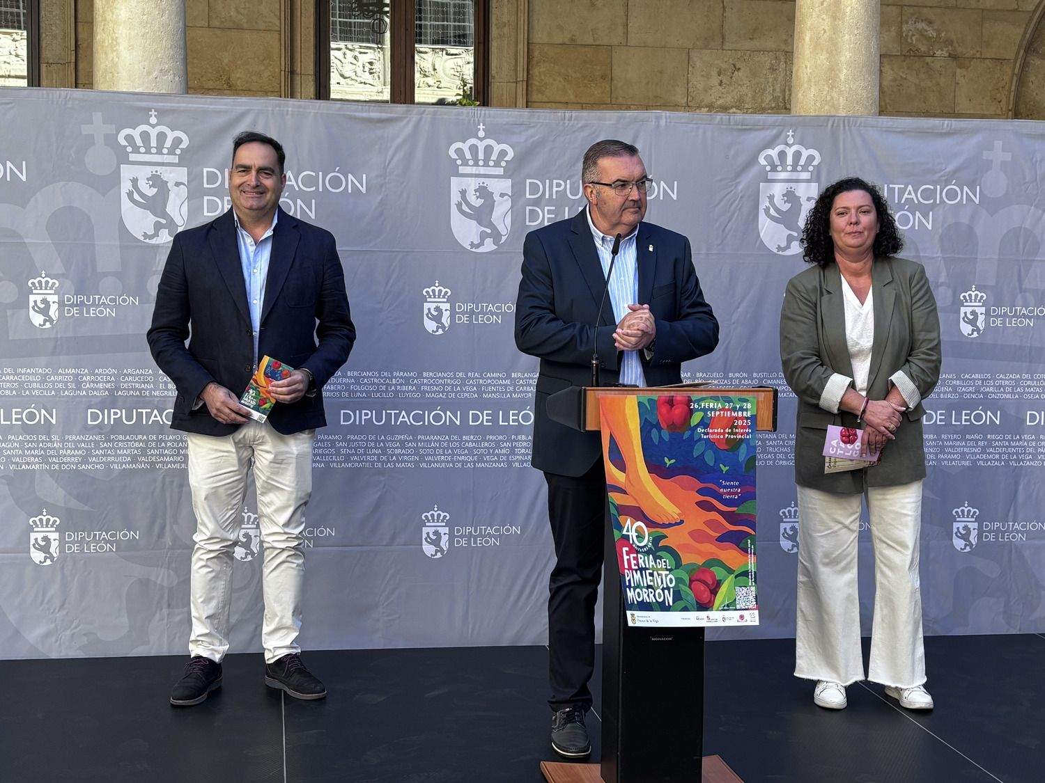 Presentación de la 40ª edición de la Feria del Pimiento Morrón de Fresno de la Vega (León)