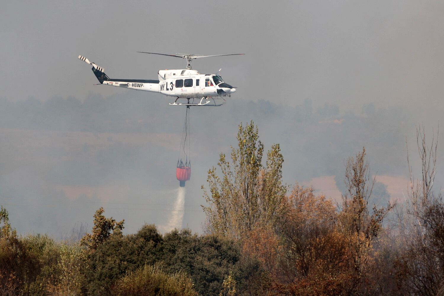 Incendio en Villasinta de Torío (León) | Peio García / ICAL