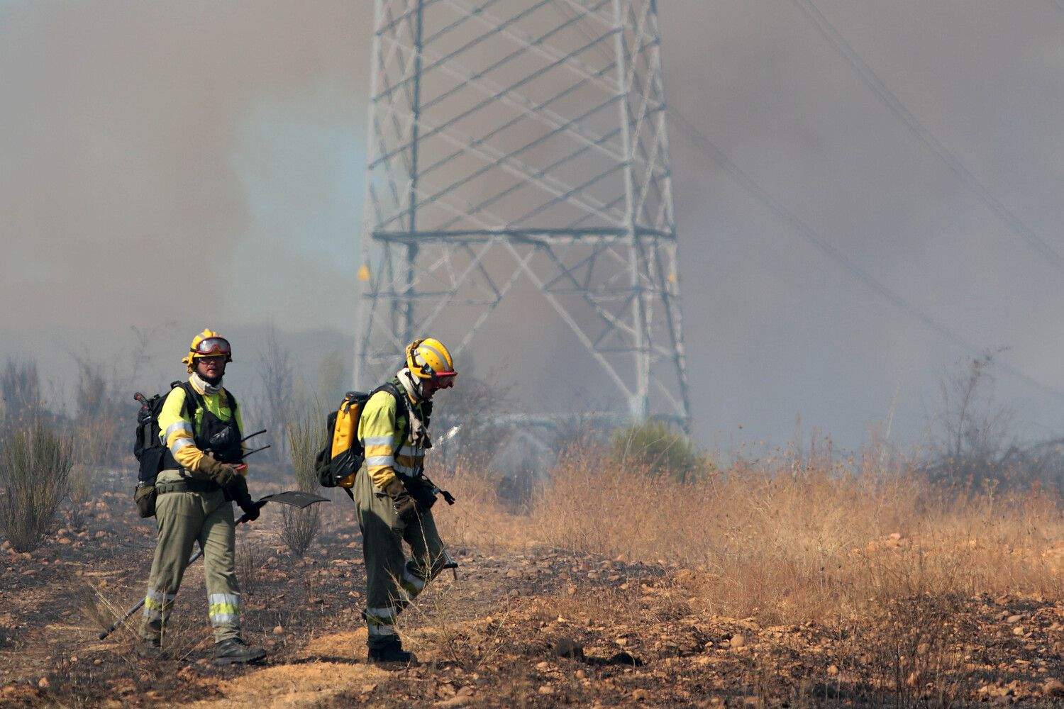 Incendio en Villasinta de Torío (León) | Peio García / ICAL