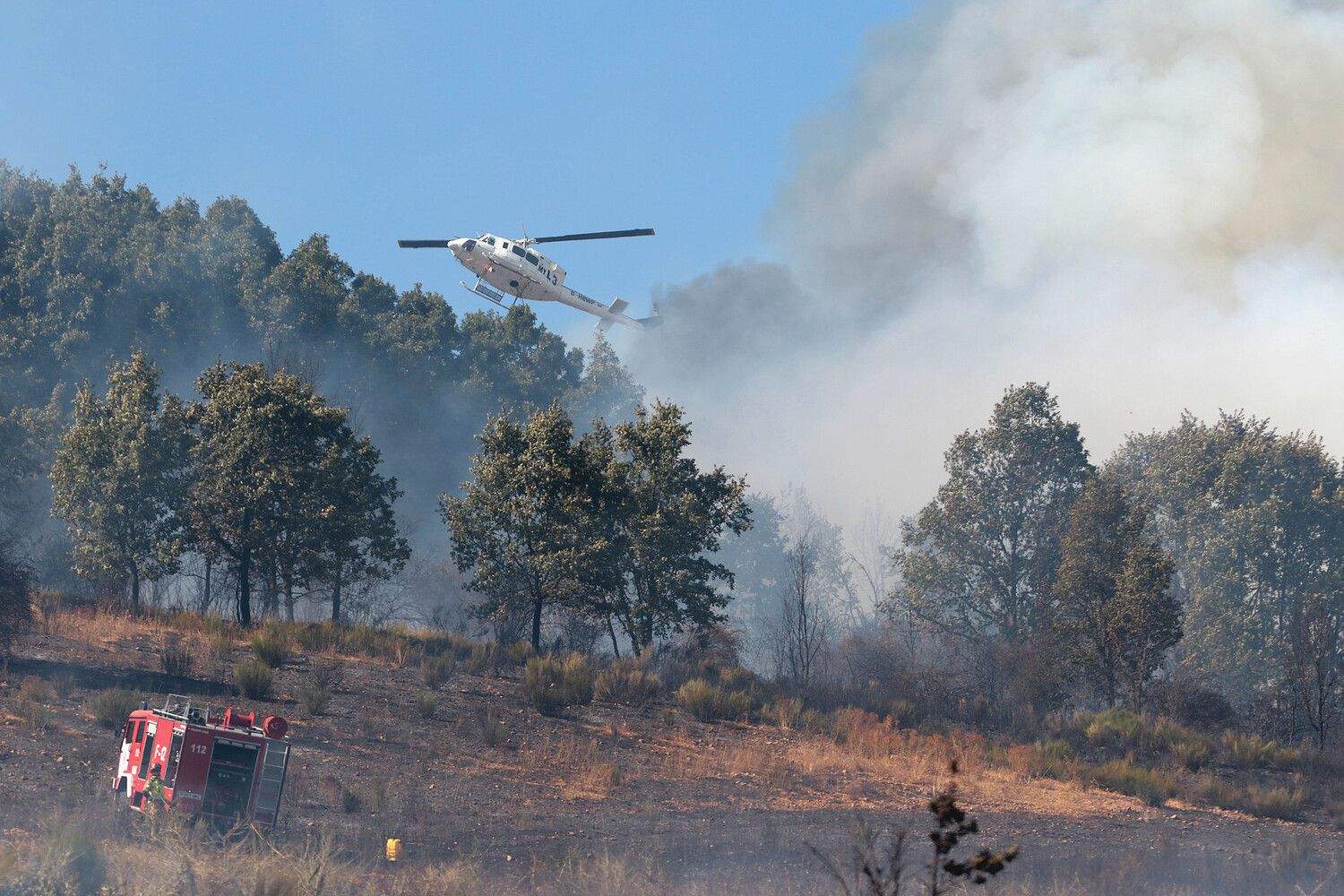 Incendio en Villasinta de Torío (León) | Peio García / ICAL
