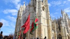 Desfile de Pendones Concejiles en las Fiestas de San Froilán de León | José Martín