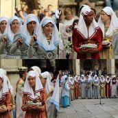 ÁLBUM DE FOTOS | Foro u Oferta de Las Cantaderas en el Claustro de la Catedral de León
