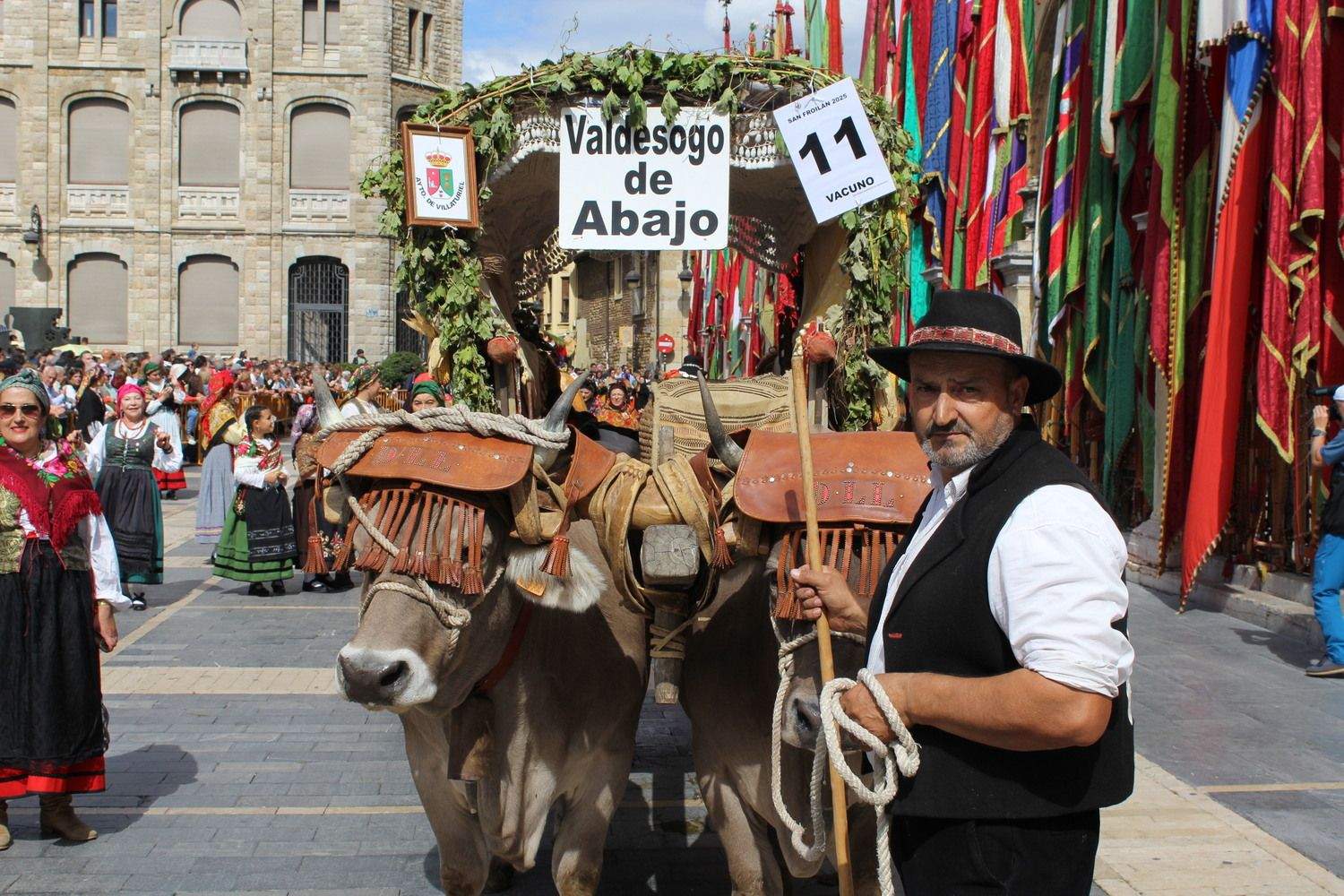 Carros Engalanados en las Fiestas de San Froilán de León | José Martín
