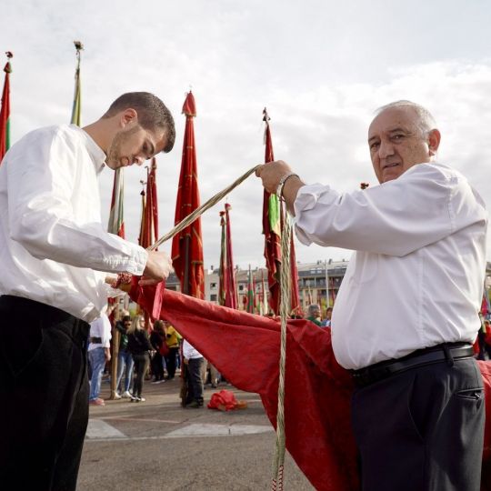 Acuerdo entre el Ayuntamiento y la Asociación de Pendones Concejiles para celebrar el desfile de San Froilán | Campillo / ICAL Acuerdo entre el Ayuntamiento y la Asociación de Pendones Concejiles para celebrar el desfile de San Froilán | Campillo / ICAL