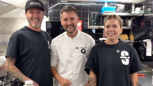 San Froilán se celebra con 'Oro Líquido': Así es la nueva burger limitada de Juanjo Losada en The Carnivan Superbar | The Carnivan Superbar