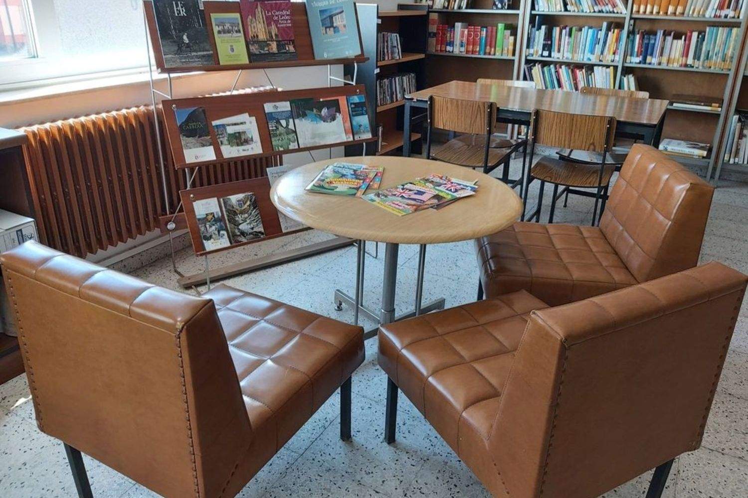 biblioteca la pola de gordon