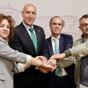 Firma del acuerdo marco entre el Ayuntamiento de León, FELE, CCOO y UGT | Campìllo / ICAL