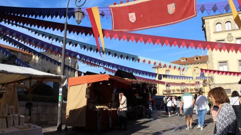 Inauguración del Mercado de las Tres Culturas de León | José Martín