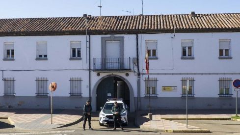 Detenido por robar en dos casas y un coche en Fontanil de los Oteros (León)