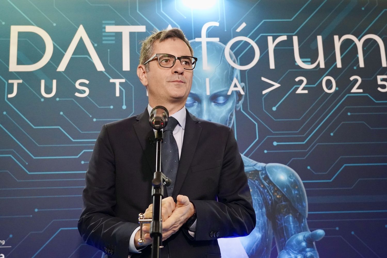 El ministro de Presidencia, Justicia y Relaciones con las Cortes, Félix Bolaños, participa en el DATA fórum Justicia 2025 celebrado en León | Campillo / ICAL