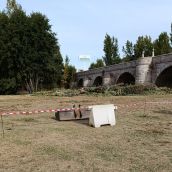 UPL celebra la limpieza del entorno del puente de Puente Castro