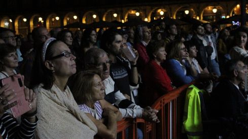 Concierto de Blanca Paloma en la Plaza Mayor de León | José Martín