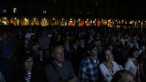 Concierto de Blanca Paloma en la Plaza Mayor de León | José Martín