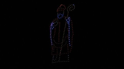 Tecnología y tradición se unen para iluminar la noche previa a San Froilán en León | José Martín