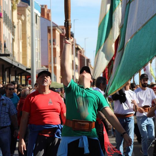 León se prepara para las Fiestas de San Froilán: Pendones, carros engalanados, Cantaderas y 13 días de tradición y fiesta