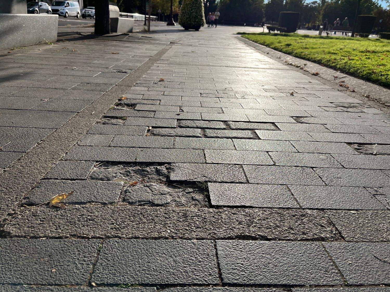 UPL exige al Ayuntamiento de León el embellecimiento "urgente" de la plaza de San Marcos ante su deterioro