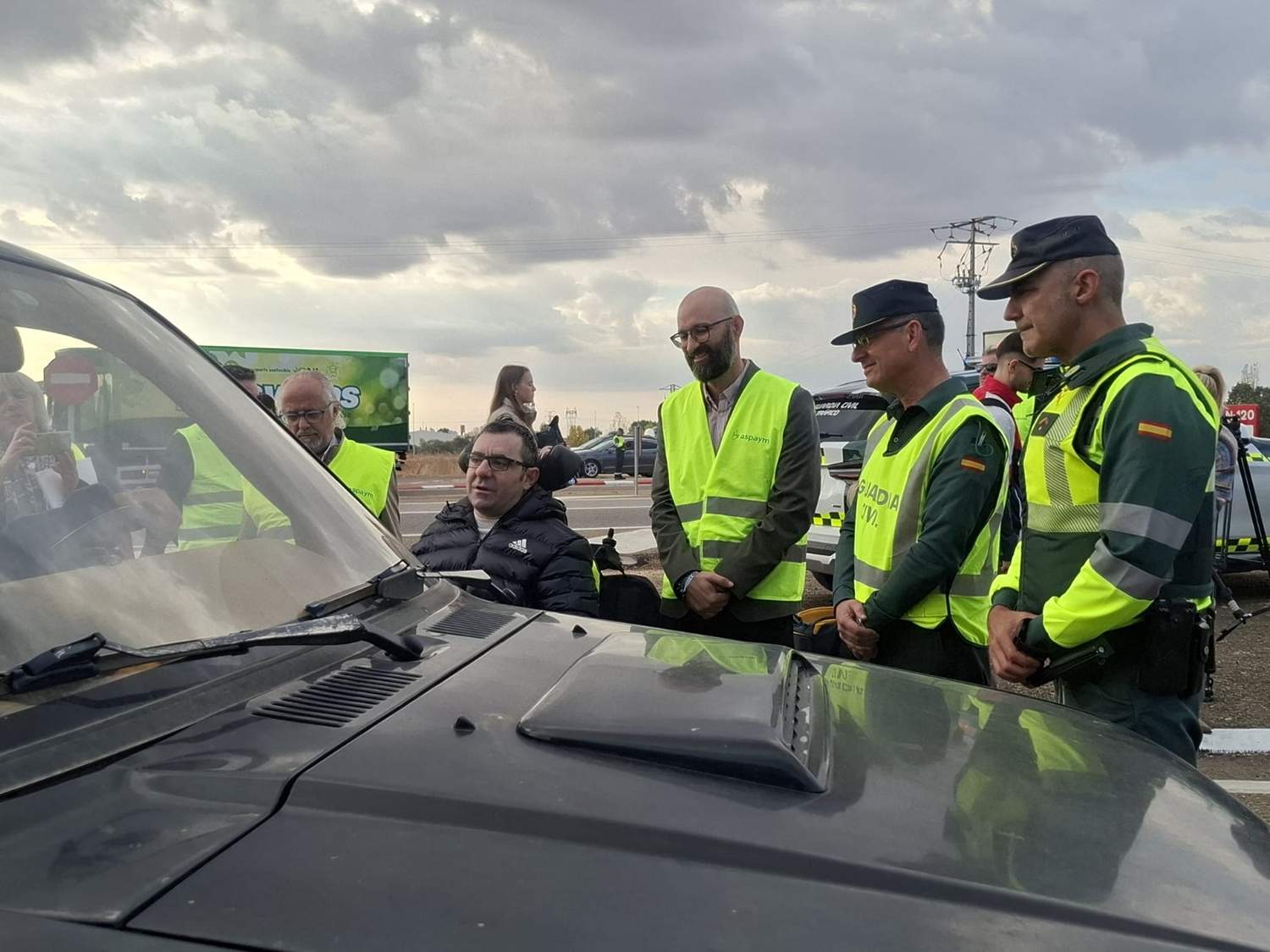 campaña vigilancia distracciones volante 2 campaña vigilancia distracciones volante 2