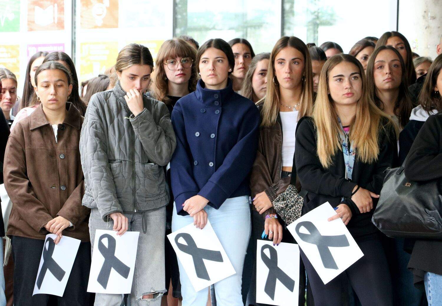 2025 10 08 Minuto silencio Educación 02