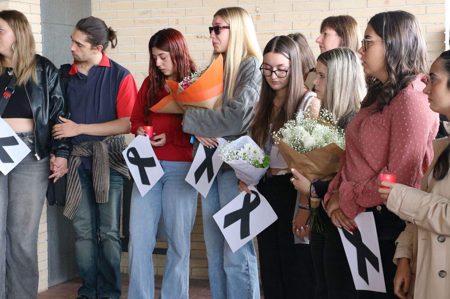 2025 10 08 Minuto silencio Educación 06
