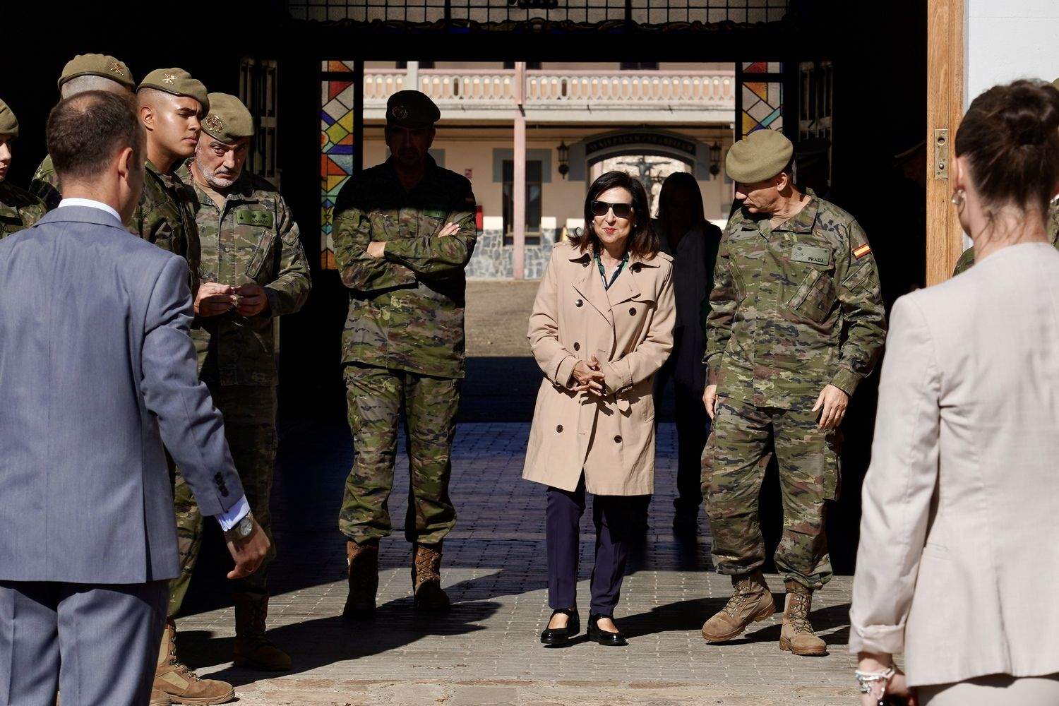La ministra de Defensa, Margarita Robles, visita el Regimiento de Artillería Lanzacohetes de Campaña (Ralca 63) del Ejército de Tierra, con sede en el Acuartelamiento Santocildes de Astorga | Campillo / ICAL