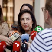 La ministra de Defensa, Margarita Robles, visita el Regimiento de Artillería Lanzacohetes de Campaña (Ralca 63) del Ejército de Tierra, con sede en el Acuartelamiento Santocildes de Astorga | Campillo / ICAL