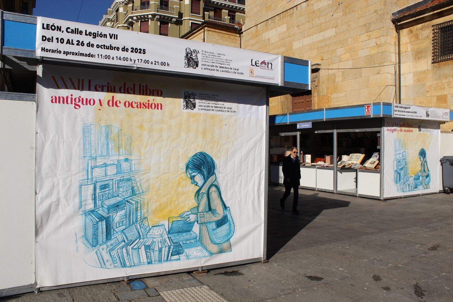 La Feria del Libro Antiguo y de Ocasión de León abre sus puertas con 60.000 volúmenes 