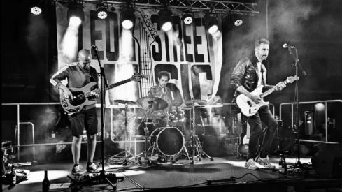 Arritmika, que actuará este jueves en el VIII Festival Llión Rock | @arritmika_grupo