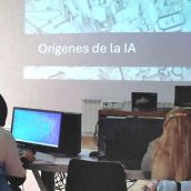 La Bañeza apuesta por la formación digital con un taller práctico de inteligencia artificial