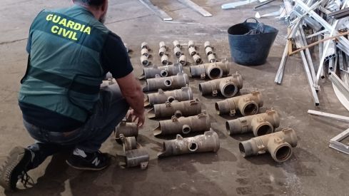 Detenido por robar material de riego con valor de 15.000 euros en Los Oteros y Sahagún de Campos (León)