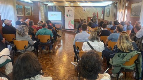 El grupo ULEgif inicia en Boca de Huérgano su trabajo de colaboración con el territorio afectado por los incendios forestales