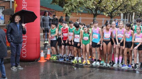 La lluvia protagoniza los 10KM 'León, Cuna del Parlamentarismo' | José Martín