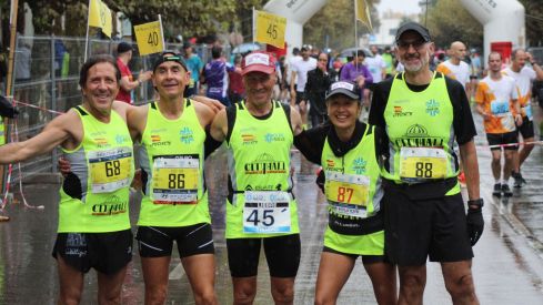 La lluvia protagoniza los 10KM 'León, Cuna del Parlamentarismo' | José Martín