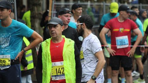 La lluvia protagoniza los 10KM 'León, Cuna del Parlamentarismo' | José Martín