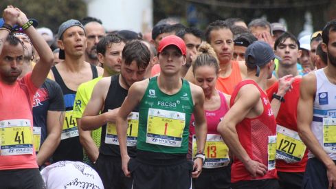 La lluvia protagoniza los 10KM 'León, Cuna del Parlamentarismo' | José Martín