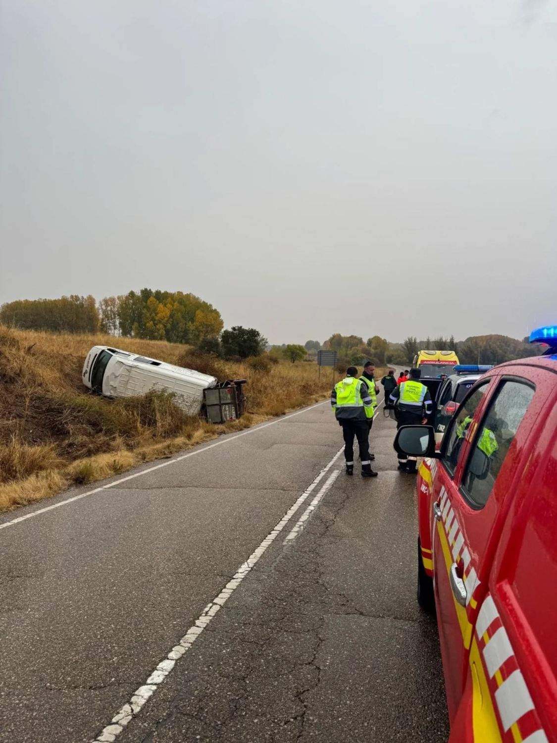 Imagen de archivo de un accidente en el que intervinieron los bomberos de la Diputación de León | Diputación de León
