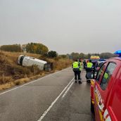 Imagen de archivo de un accidente en el que intervinieron los bomberos de la Diputación de León | Diputación de León Imagen de archivo de un accidente en el que intervinieron los bomberos de la Diputación de León | Diputación de León